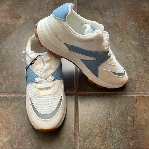 Rachel Zoe sneakers women sz 8 Nwt